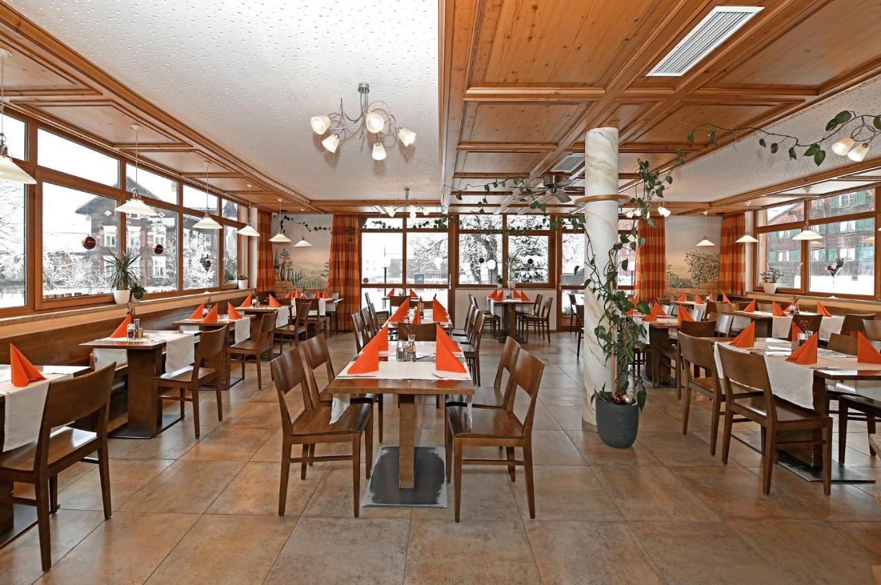 Tre Soli Appartements Restaurant Schoppernau Exterior photo